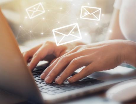 Αποστολή βιογραφικού με email