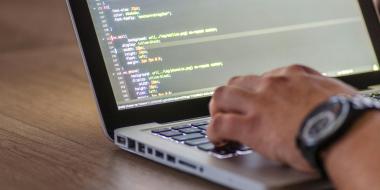 履歷表電腦技能怎麼寫？掌握企業最愛 IT 技能重點