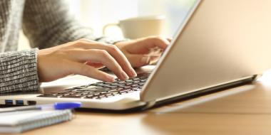 Làm CV bằng Microsoft Word: Cách làm & Ưu điểm