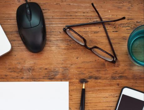 Φτιάξε χρονολογικό βιογραφικό που ξεχωρίζει