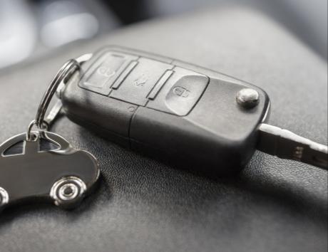 Clé de voiture, illustrant l’ajout d’informations de véhicule sur un CV