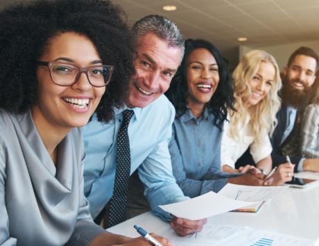 هل يجب كتابة الجنسية في السيرة الذاتية أم لا؟